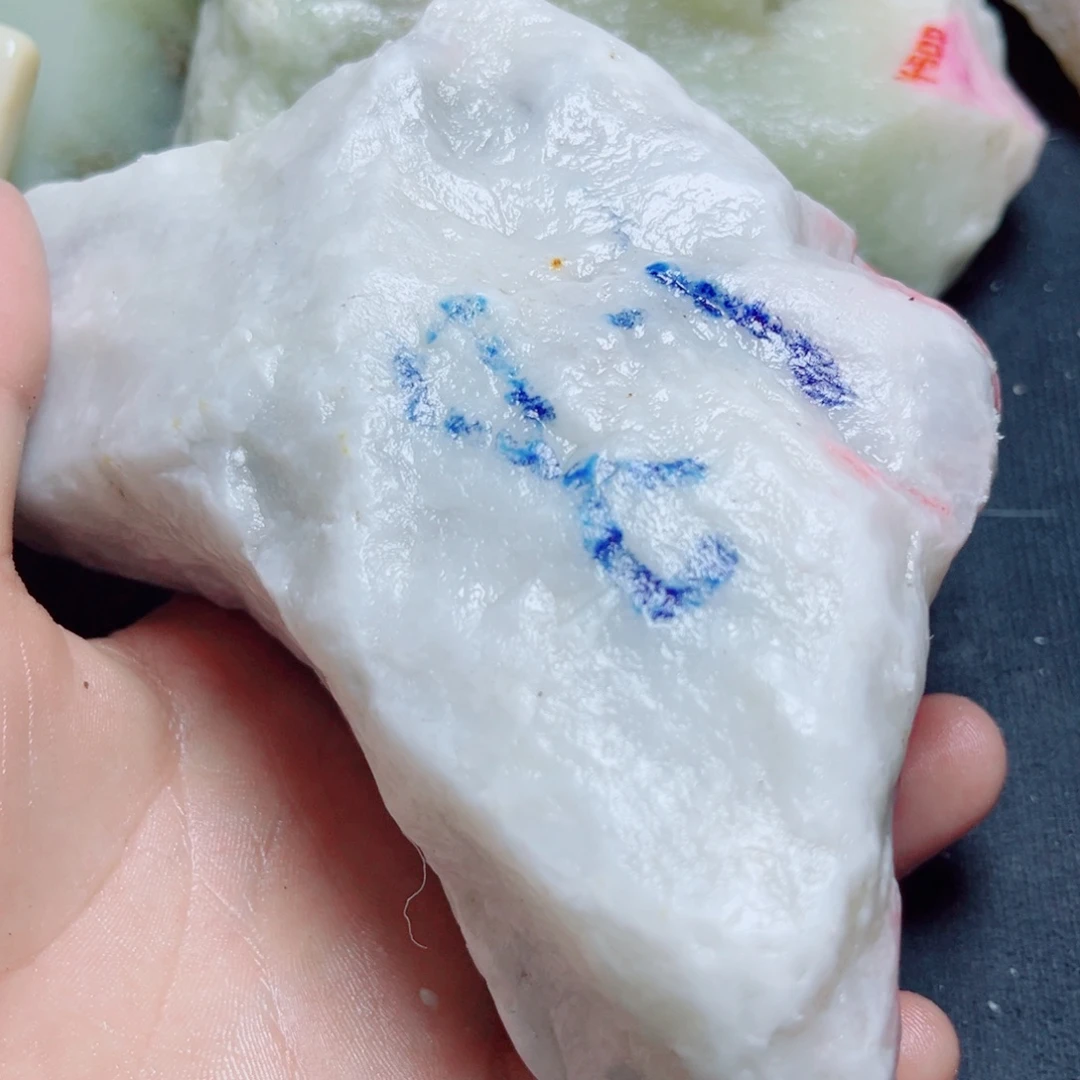 未镶嵌和田玉珠宝奇石