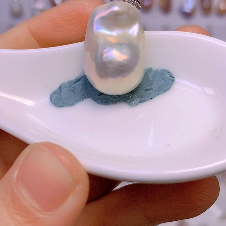 淡水珍珠颈饰合金