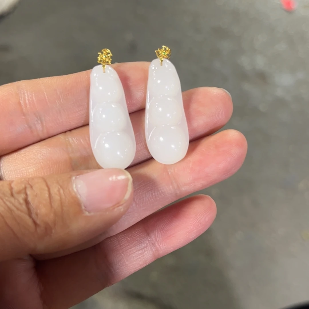 和田玉耳饰18K金镶嵌