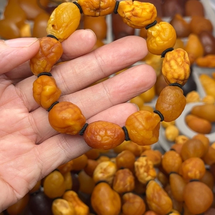 琥珀未镶嵌裸石天然蜜蜡手串