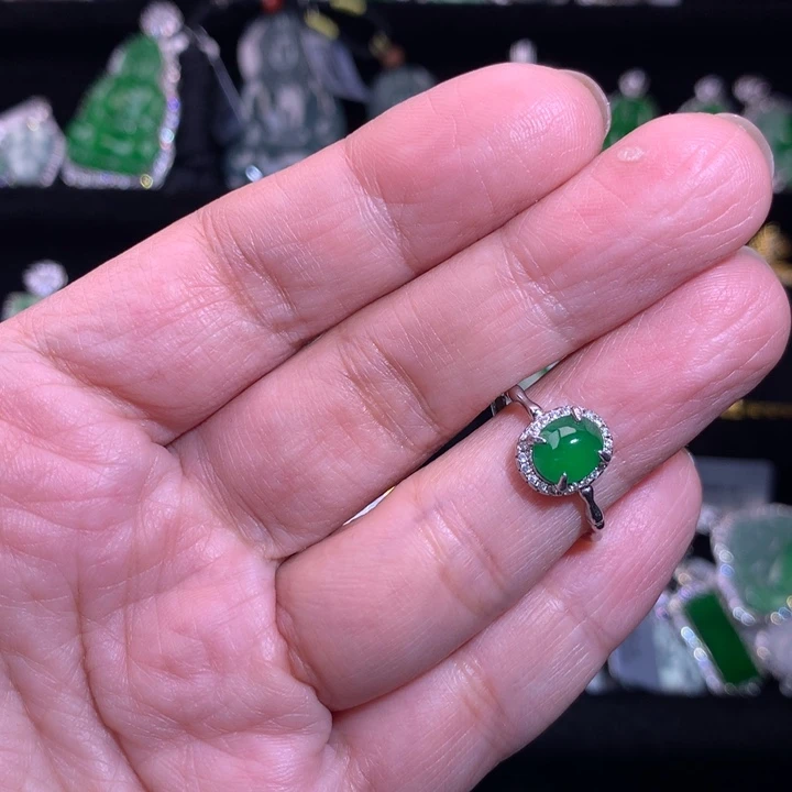 【闪购商品】银S925镶嵌戒指翡翠