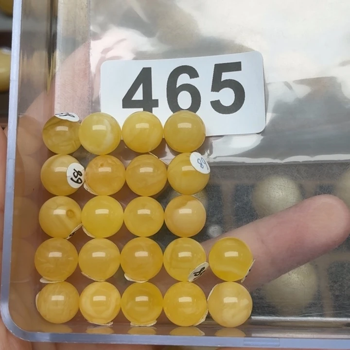 未镶嵌琥珀裸石微瑕9+