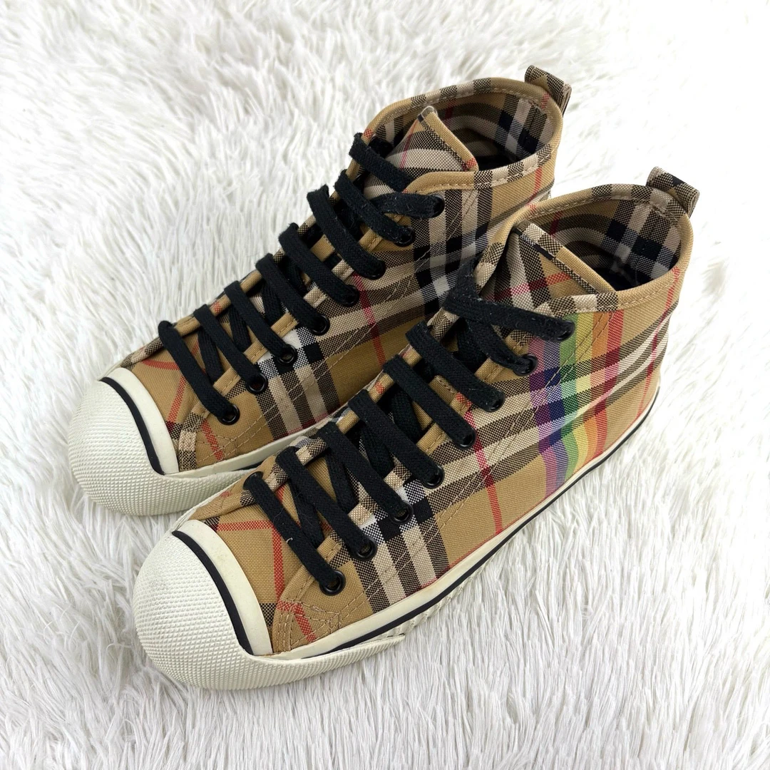 95新 BURBERRY/博柏利 经典彩虹格纹高帮板鞋38码