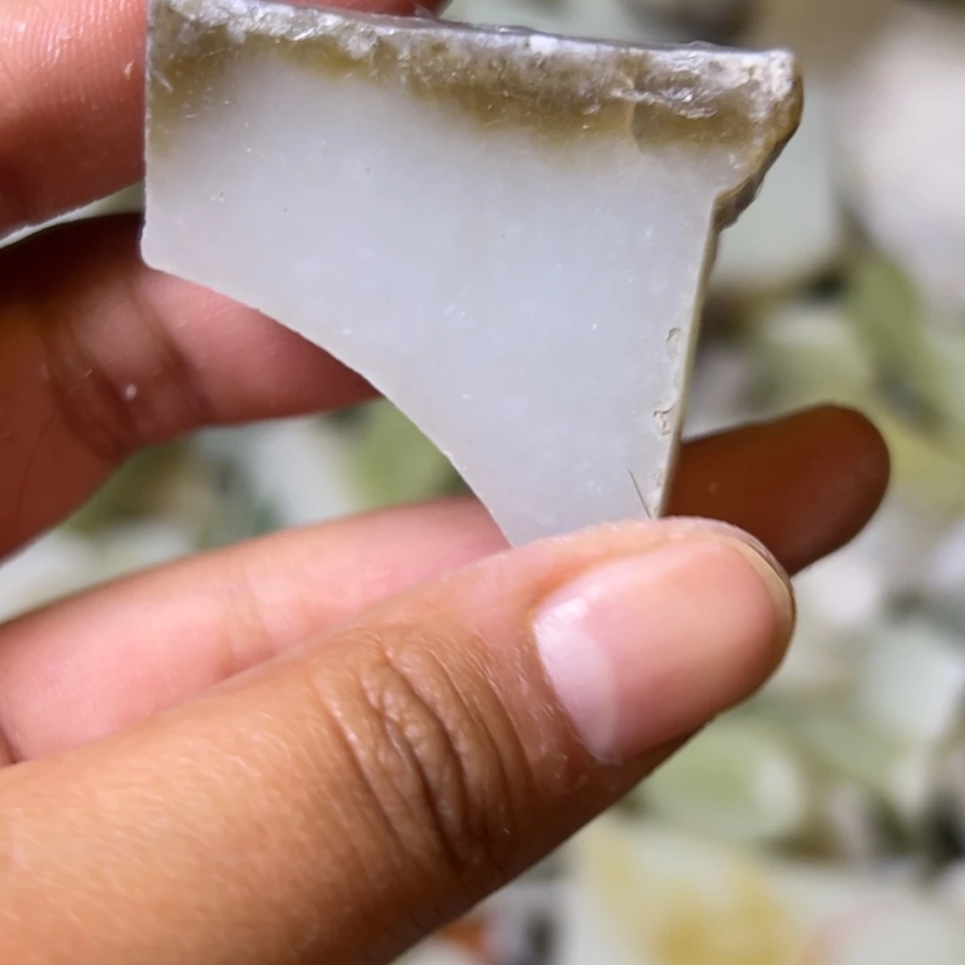 和田玉未镶嵌项链