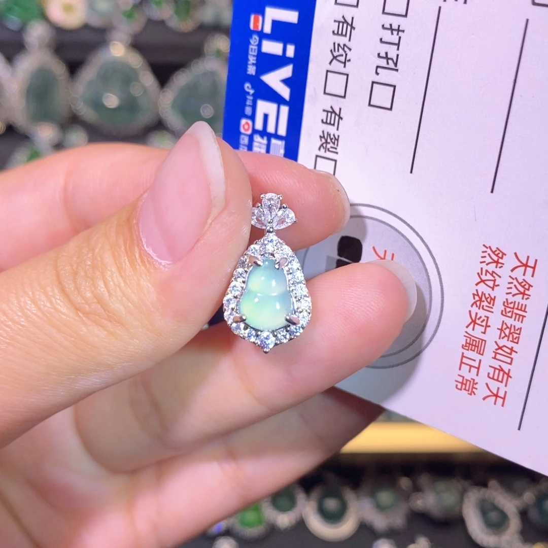 翡翠未镶嵌颈饰天然