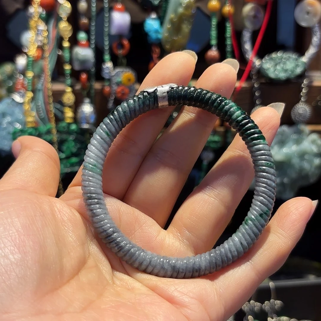 翡翠手镯未镶嵌原创歌曲