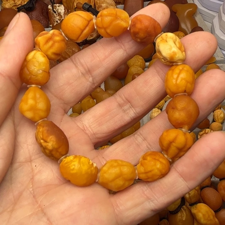 琥珀未镶嵌裸石天然蜜蜡手串