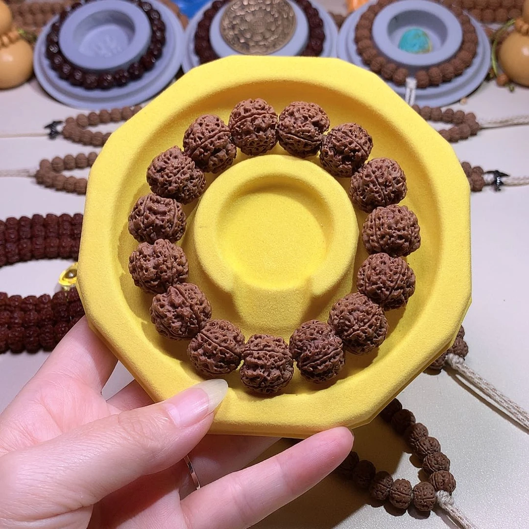 吊坠文玩核桃原生态不打药蜂王大金刚