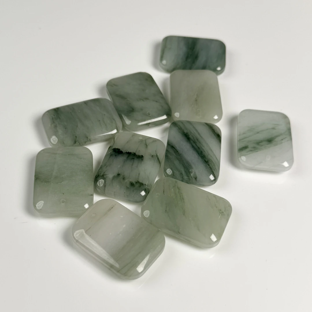 MN0004千山翠无事牌吊坠（天然珠宝多样性发其一）