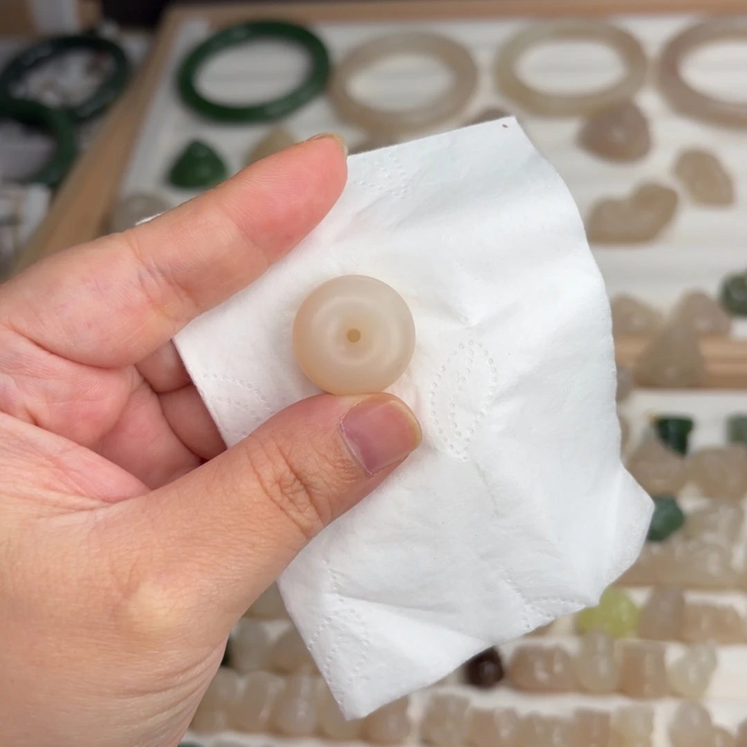 杀***3和田玉未镶嵌颈饰