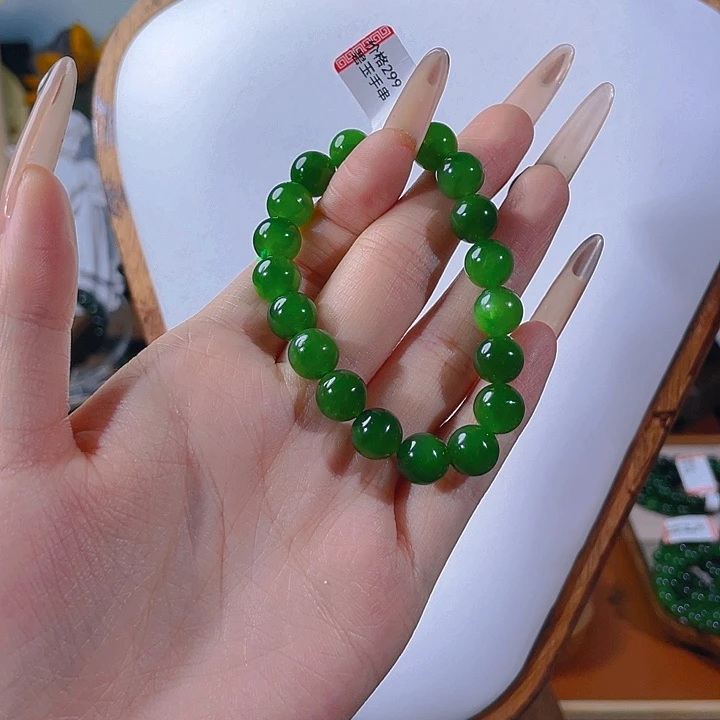 和田玉（碧玉）未镶嵌颈饰10