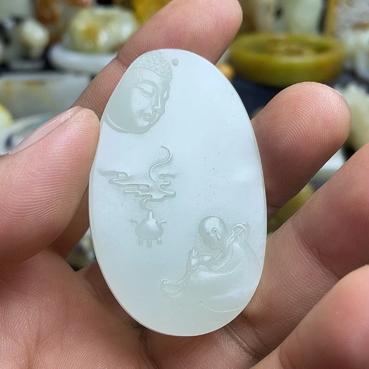 颈饰未镶嵌和田玉