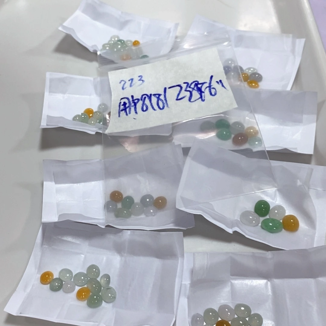 用***8定制翡翠未镶嵌我