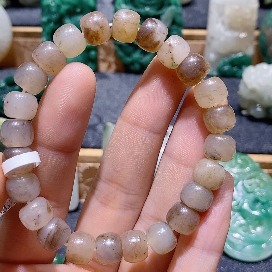 独山玉未镶嵌吊坠