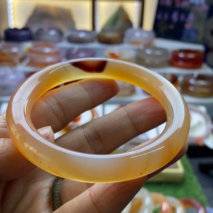 手镯玛瑙/玉髓未镶嵌