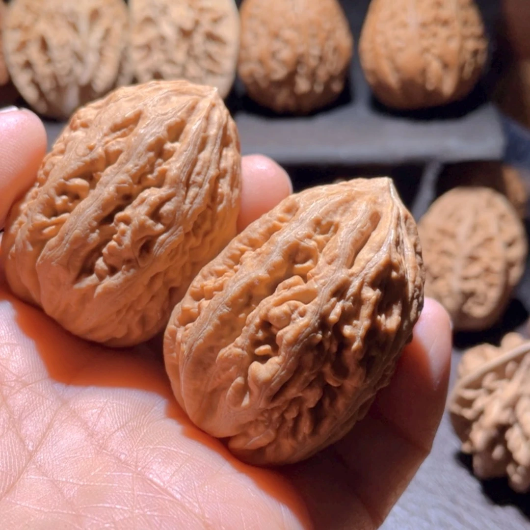 【闪购商品】文玩核桃把件羊*阳东北楸子11