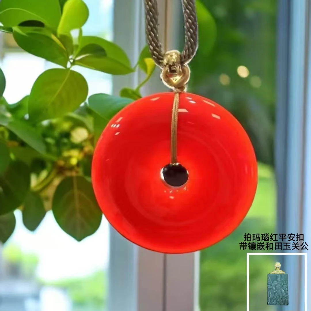 高端牛血红平安扣 吊坠  带 关公 带礼盒  553 CC