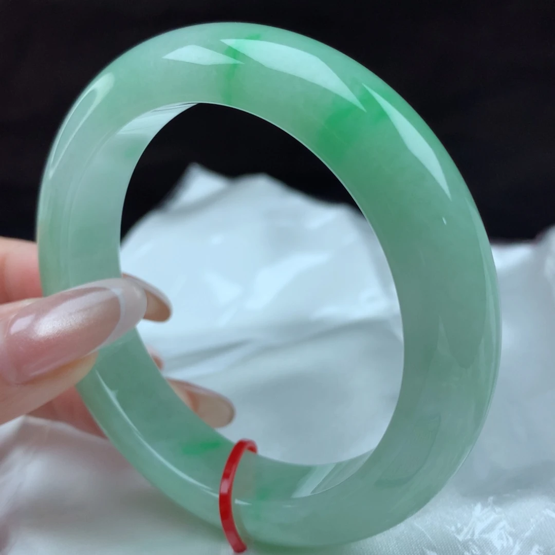 翡翠手镯未镶嵌963622，