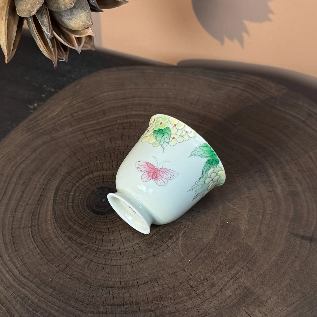 雨溪映序 手工手绘斗彩绣球花主人杯 65cc