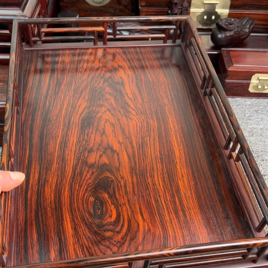 微凹黄檀（南美大红酸枝）