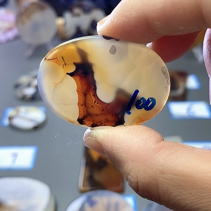 玛瑙/玉髓未镶嵌珠宝半成品