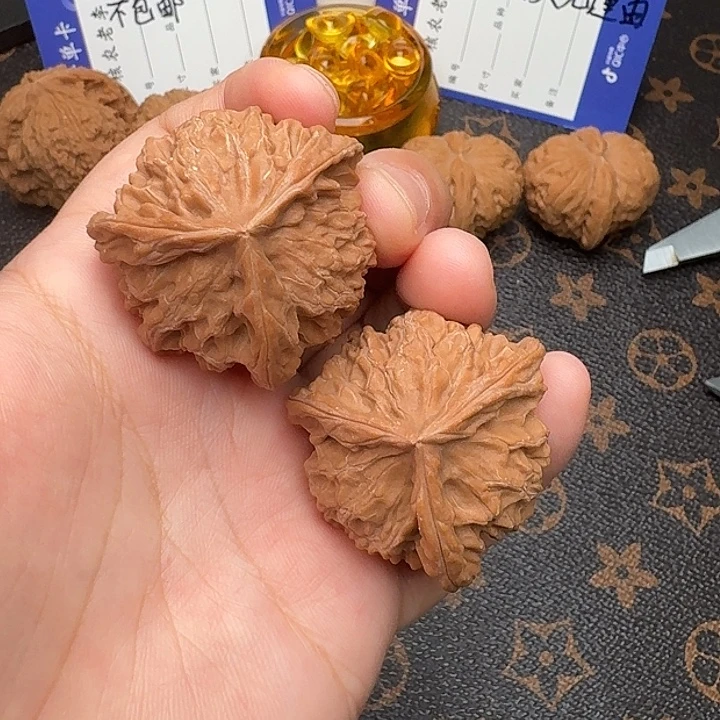 吊坠文玩核桃盘山三棱37尺