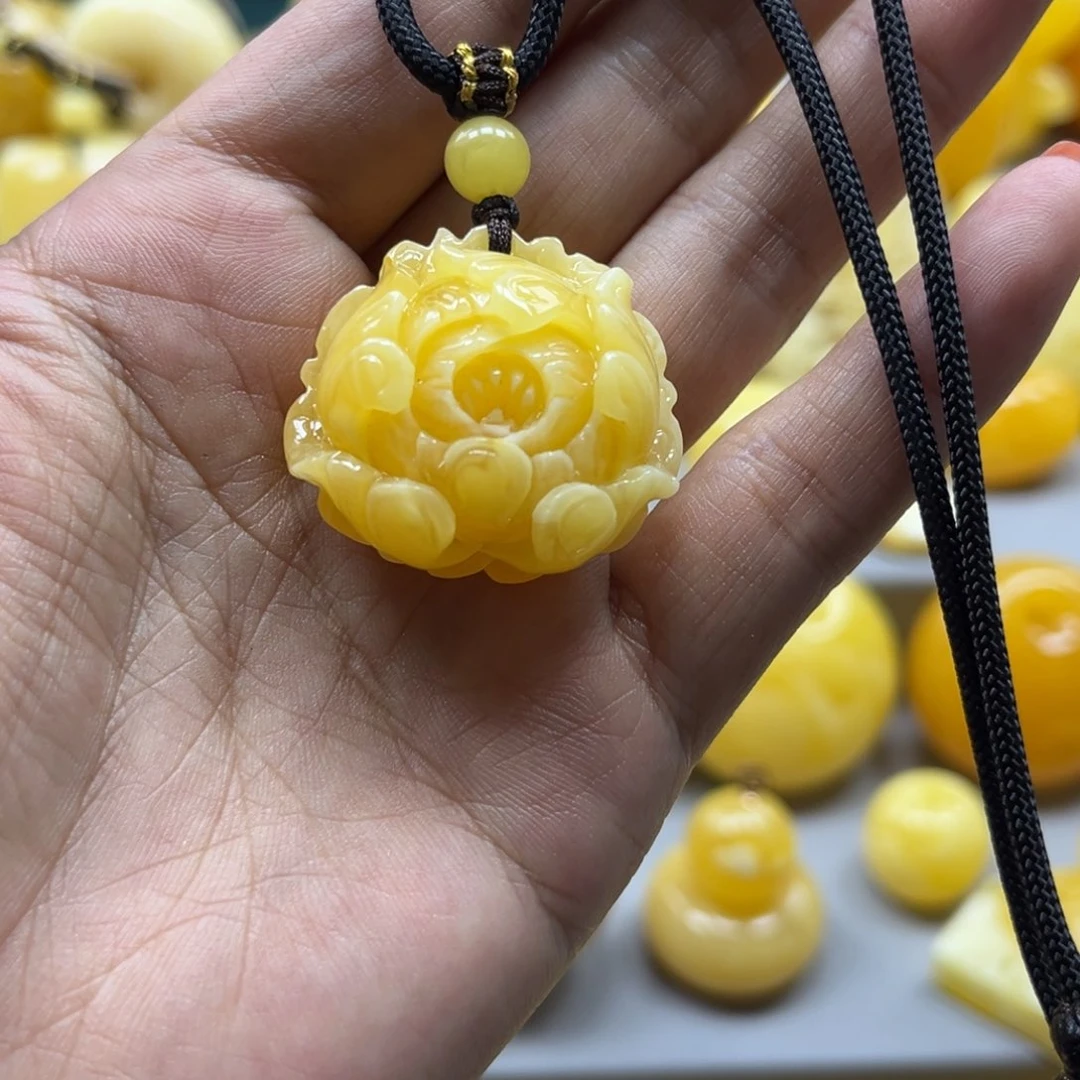 蜜蜡珠宝奇石未镶嵌