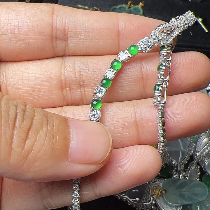 幽***幽翡翠银S925镶嵌手链