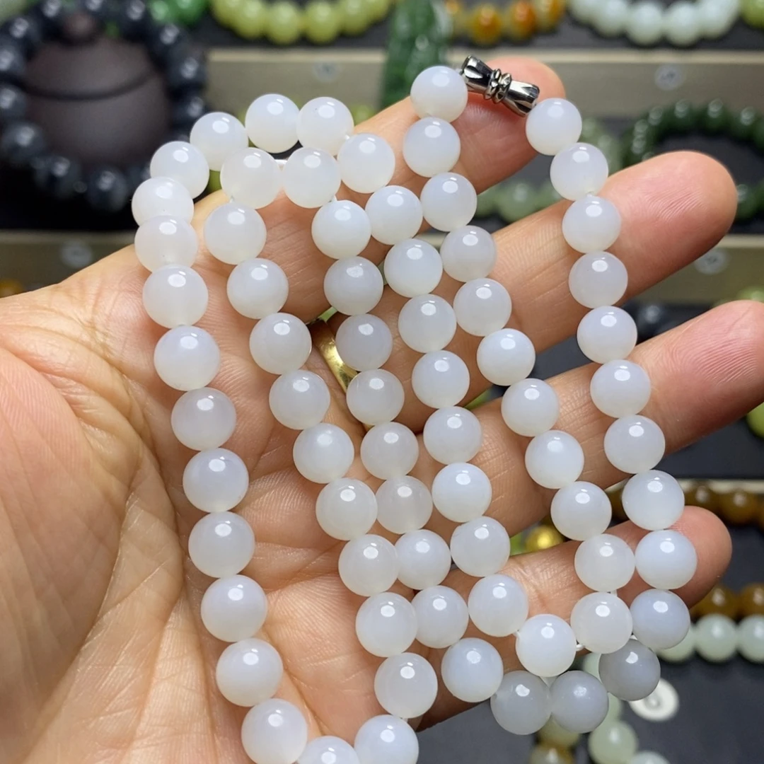 和田玉未镶嵌手串