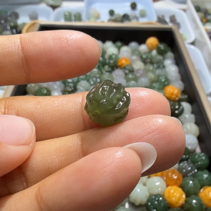 小***珑未镶嵌和田玉珠宝半成品