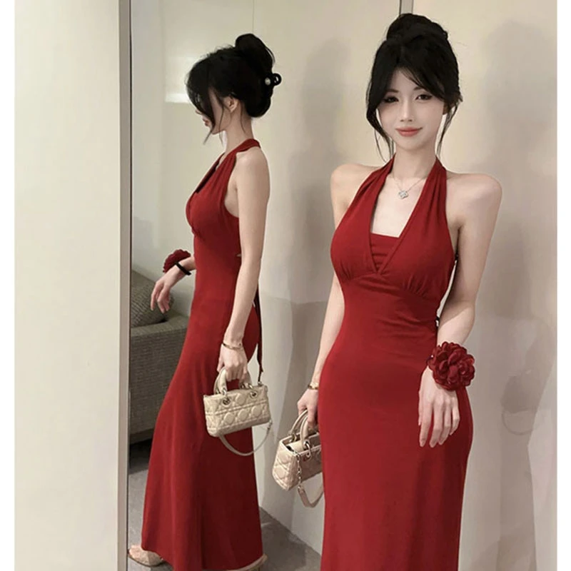 夏季新款辣妹链条挂脖绑带露背吊带连衣裙女性感修身鱼尾包臀长裙