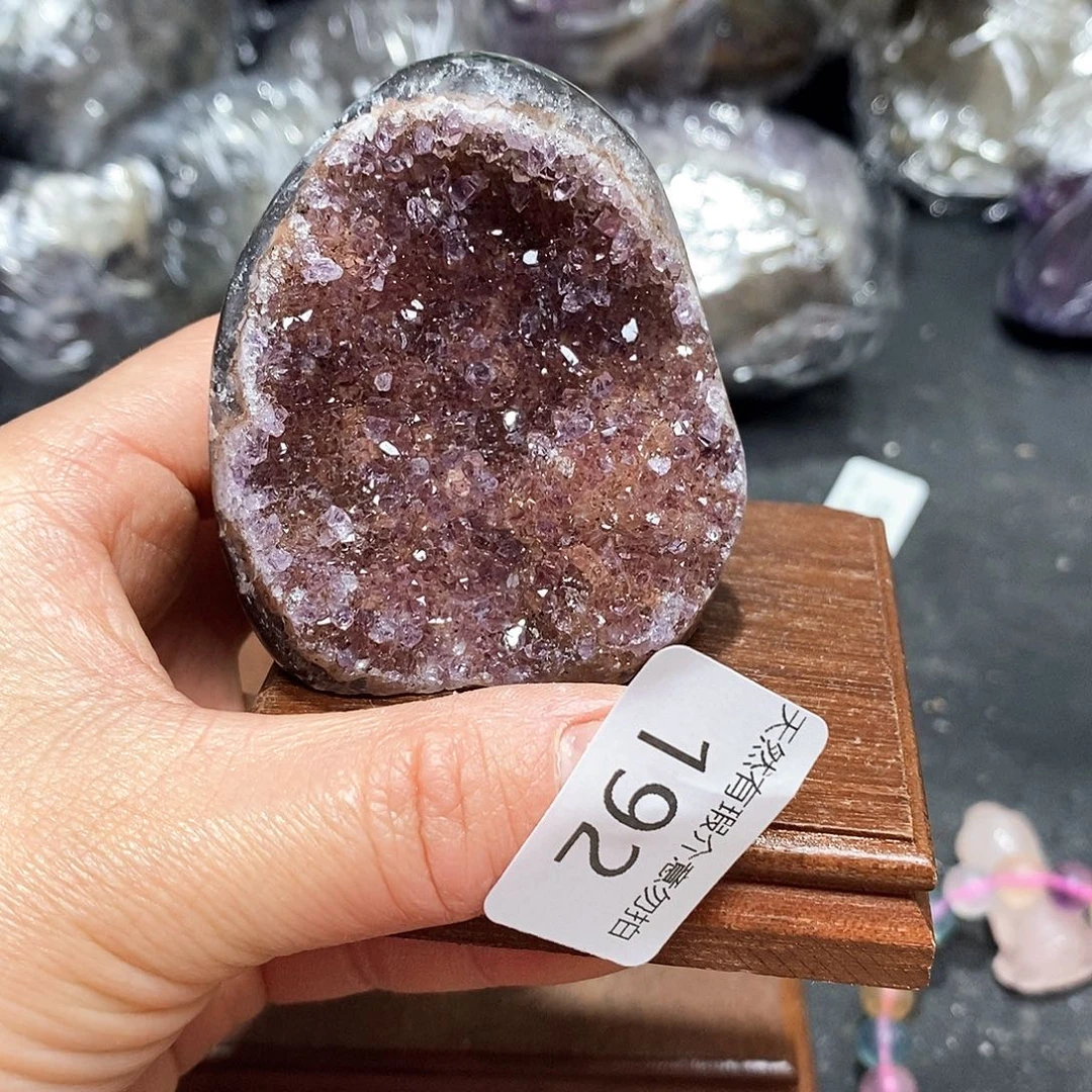 水晶大型摆件（非配饰）未镶嵌