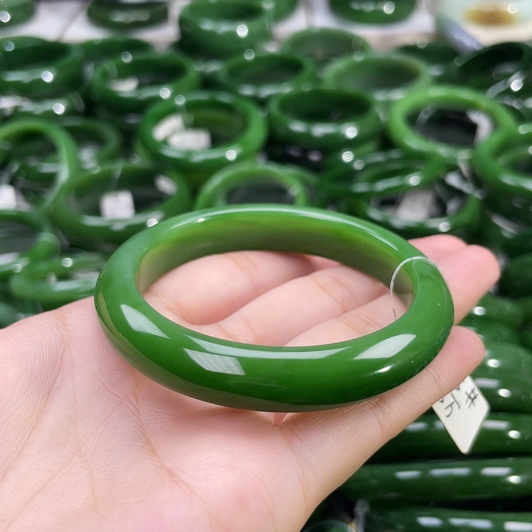 未镶嵌手镯和田玉（碧玉）