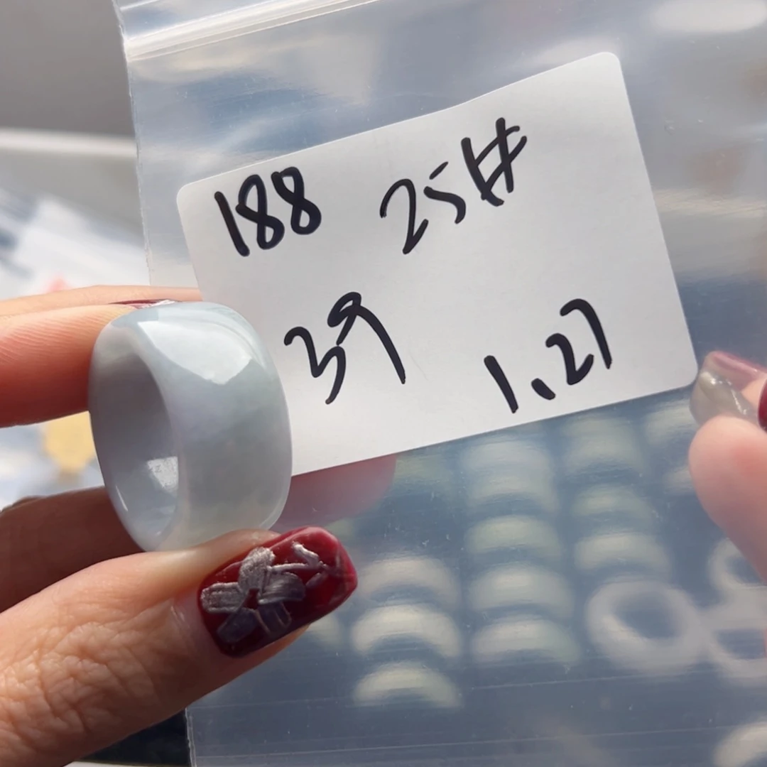 翡翠戒指未镶嵌戒