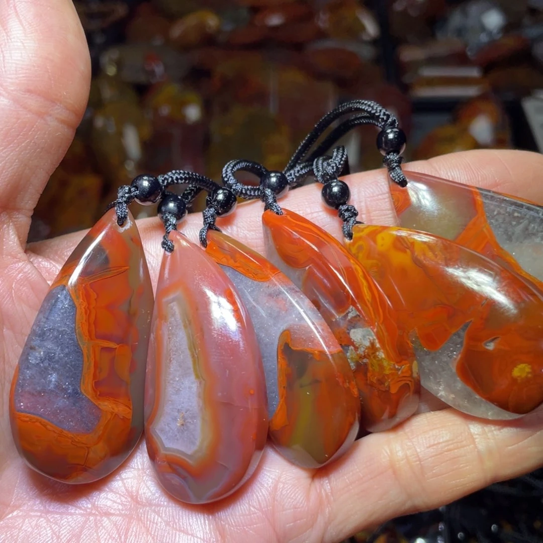 玛瑙/玉髓颈饰未镶嵌