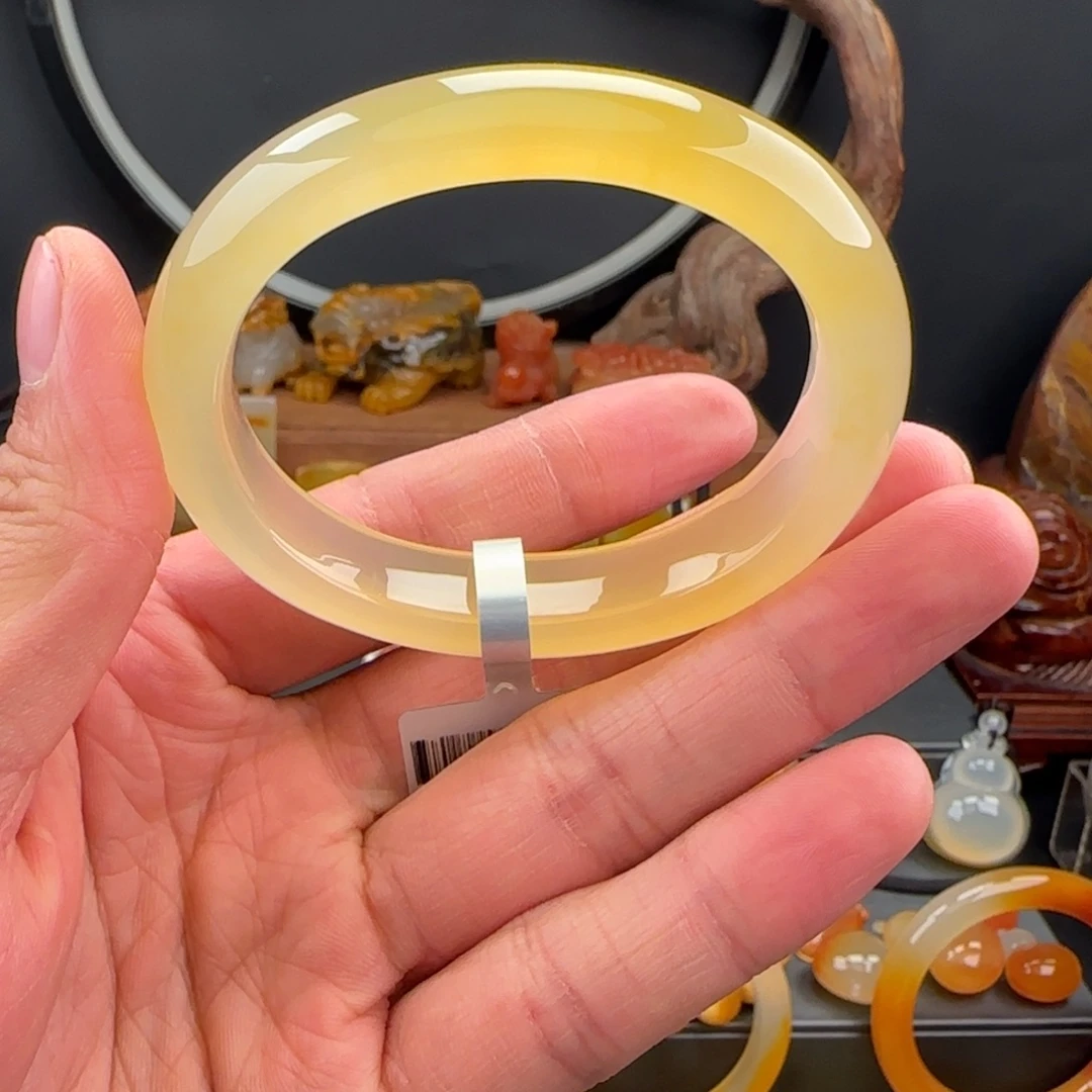 石英质玉（黄龙玉）未镶嵌手镯