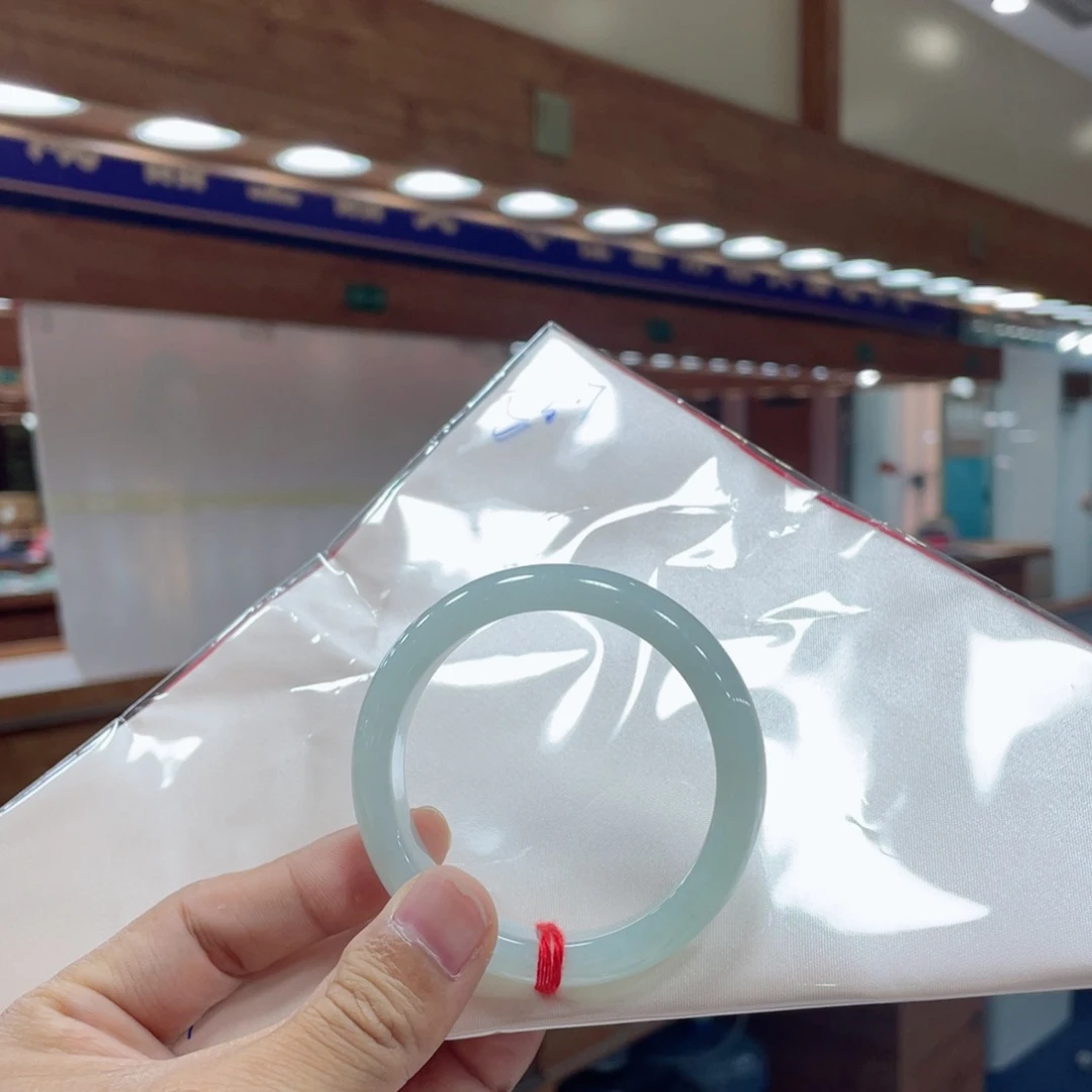 未镶嵌手镯翡翠翡翠