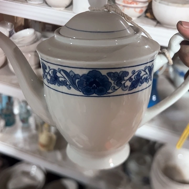 摆件陶瓷盘子碗啥都有
