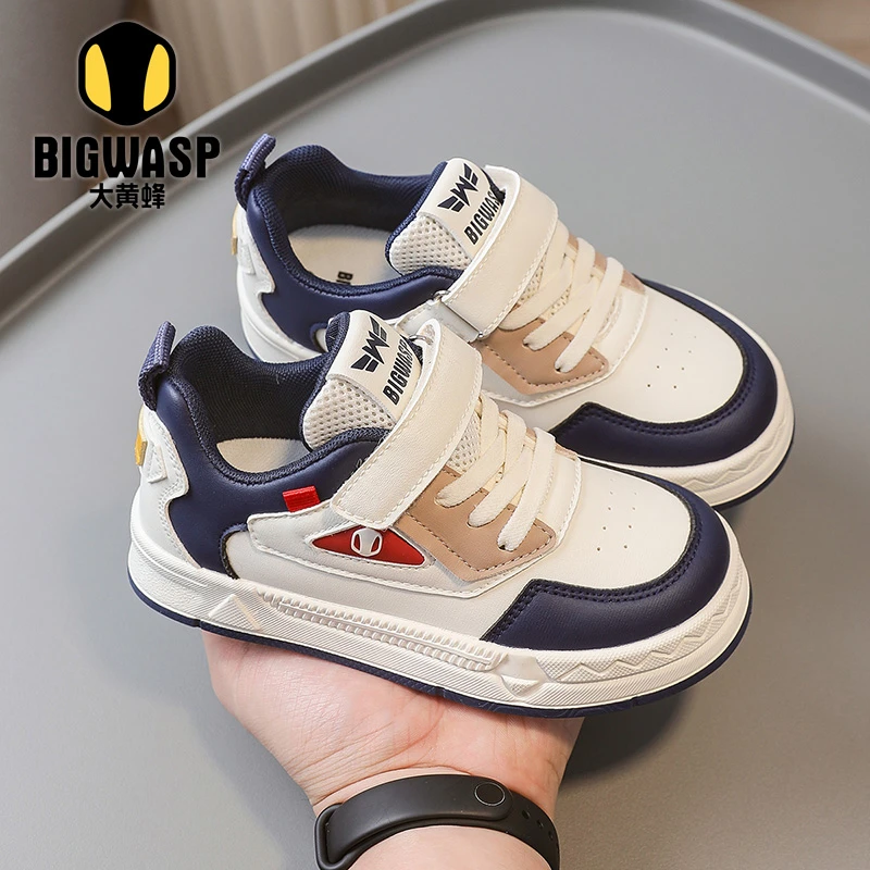 大黄蜂秋季新款儿童板鞋2025男童休闲鞋子女童百搭透气儿童鞋子潮