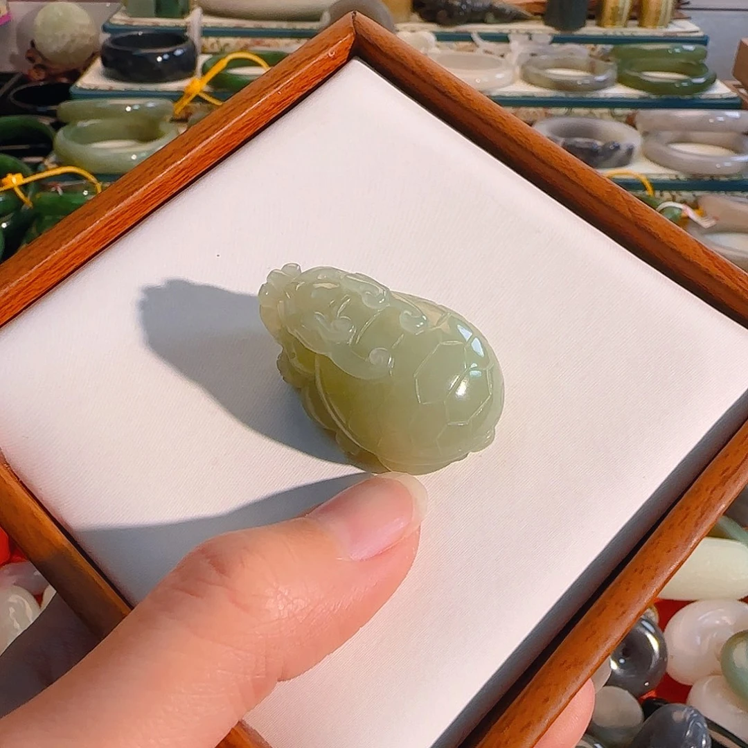 颈饰未镶嵌和田玉龙龟吊坠