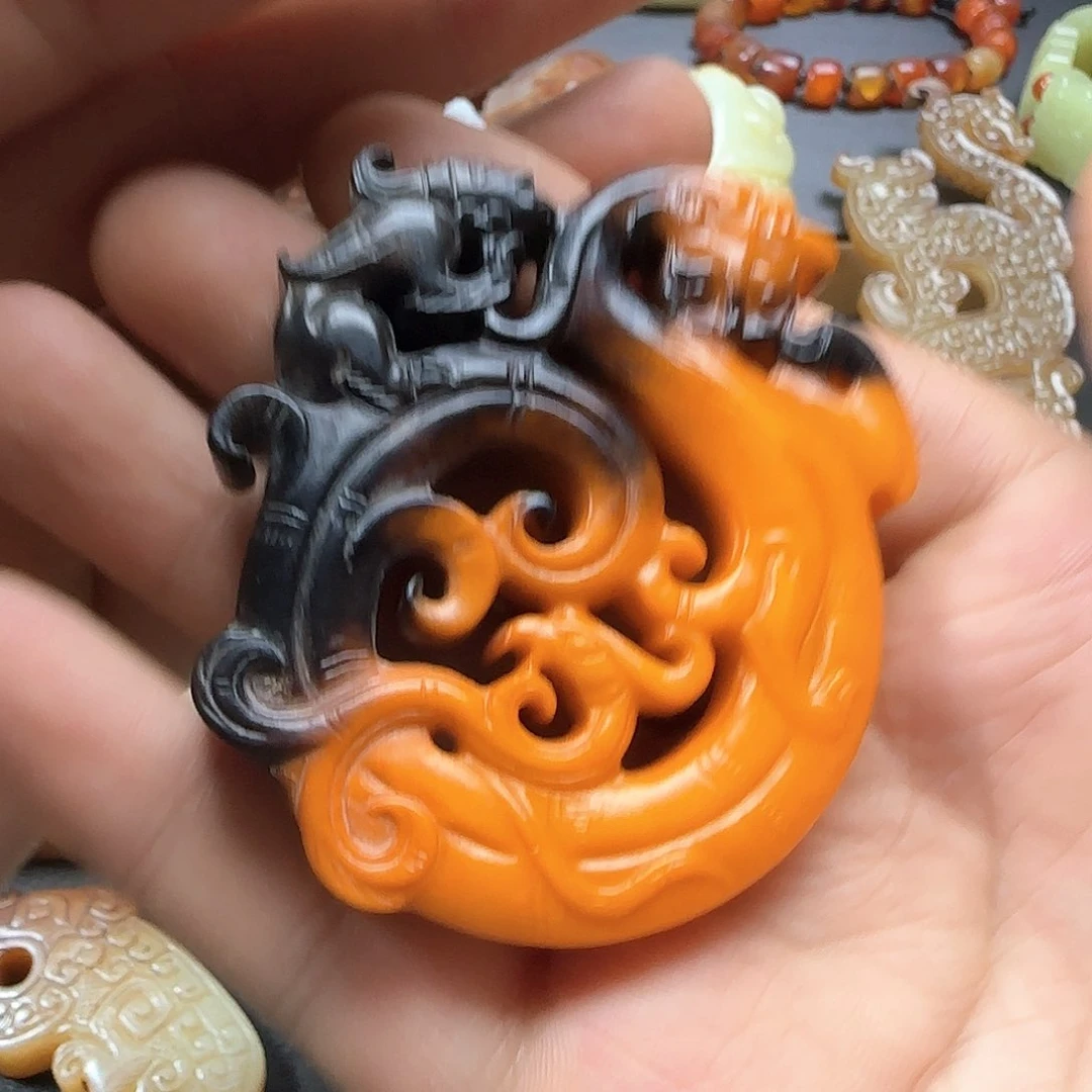 古***和田玉（糖玉）未镶嵌挂件