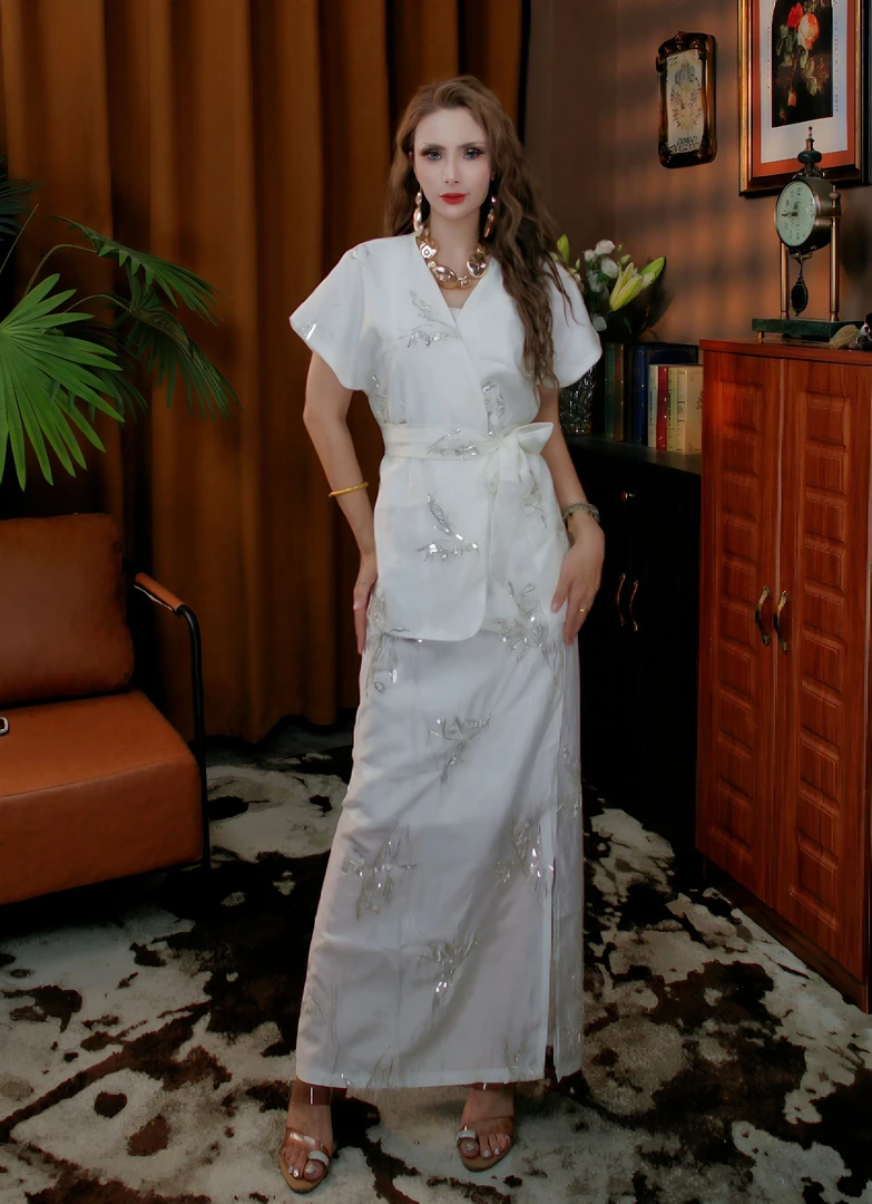 adila新款2026洋气气质重工时尚套装