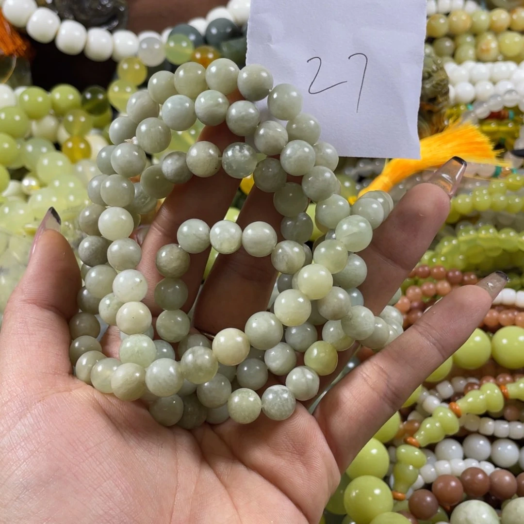 ****蛇纹石玉未镶嵌手把件