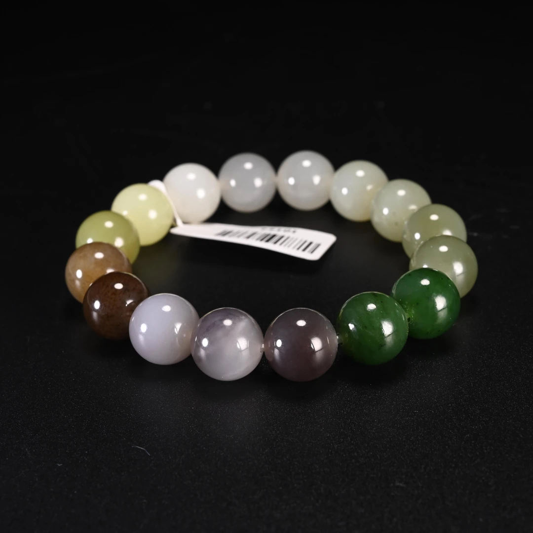 lot8802 和田玉多宝手串/保利