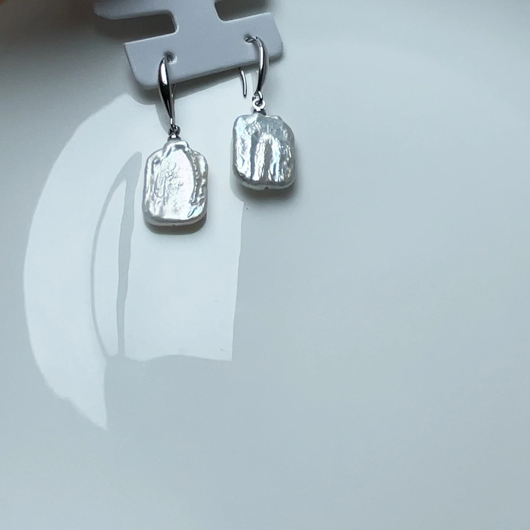 未镶嵌淡水珍珠耳饰