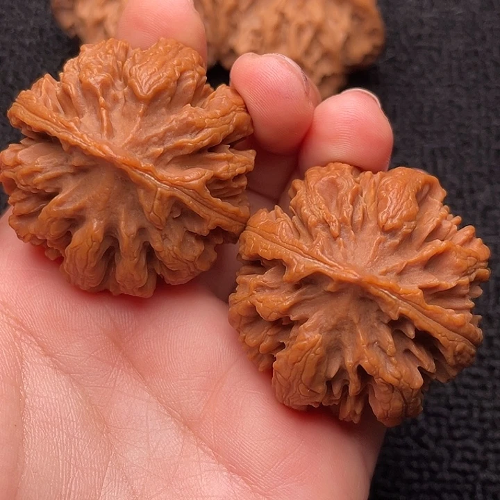 吊坠文玩核桃精品文玩核桃新果小手捻5