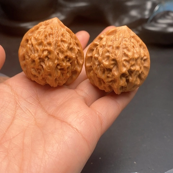 把件文玩核桃金牛39尺