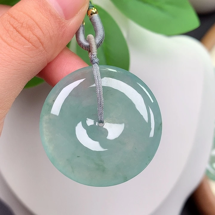 翡翠未镶嵌颈饰平安扣 35.6x5.9mm