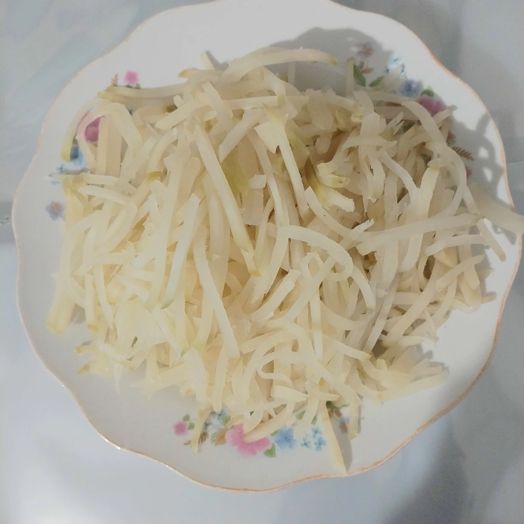 新鲜原味疙瘩咸菜丝山东农家传统大缸腌制鲜脆爽口开胃下饭
