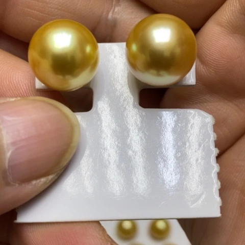 耳饰海水珍珠18K金镶嵌